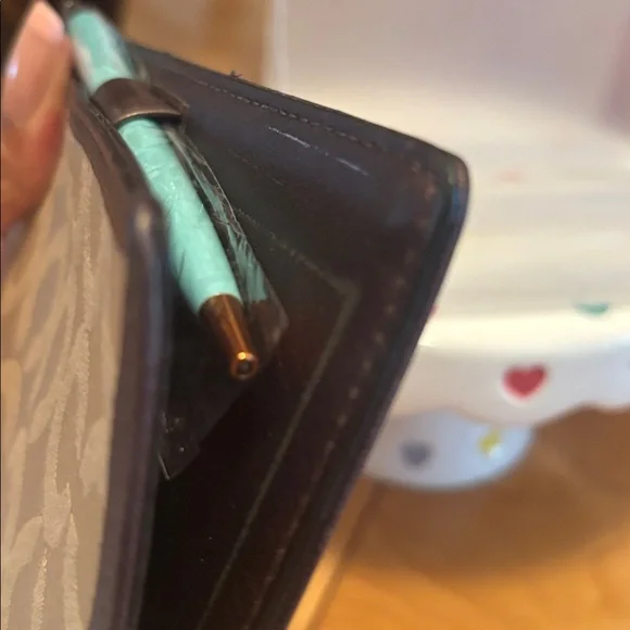 Vintage EUC Coach signature monogram Checkbook Cover case with unbranded Pen - Picture 7 of 12